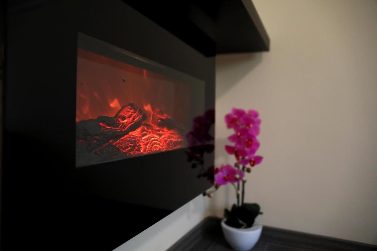 Nyuszis Apartman Кишкунмайша Екстериор снимка