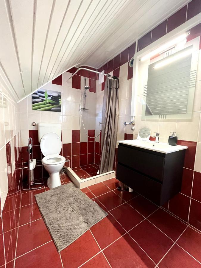 Nyuszis Apartman Кишкунмайша Екстериор снимка