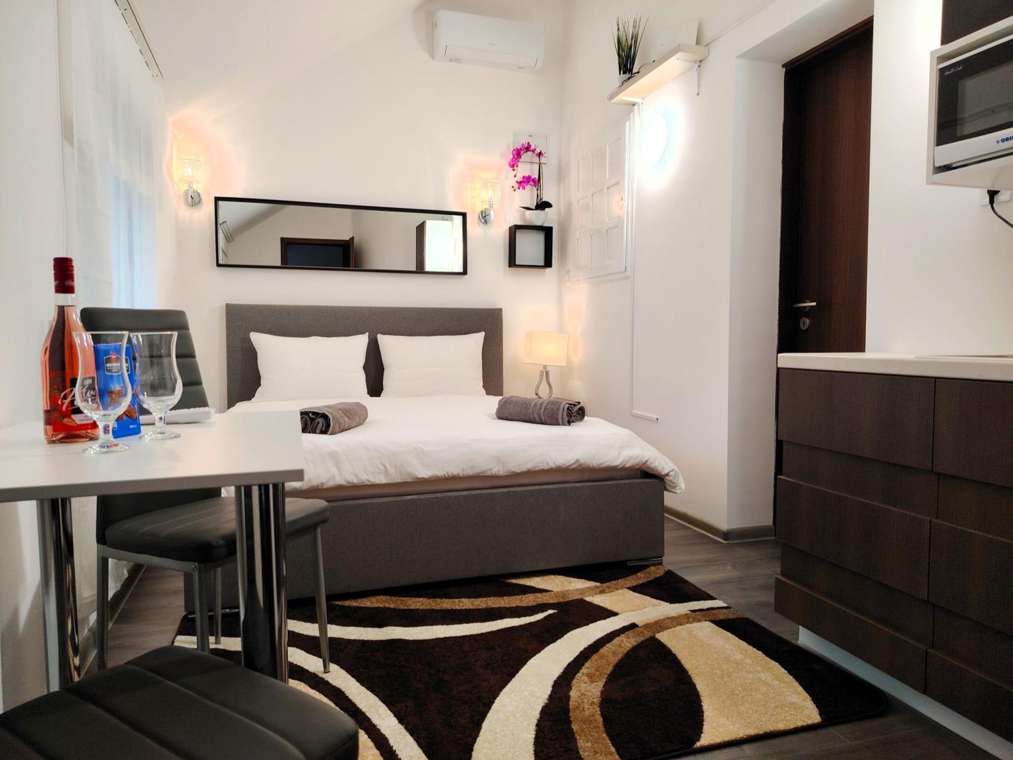 Nyuszis Apartman Кишкунмайша Екстериор снимка